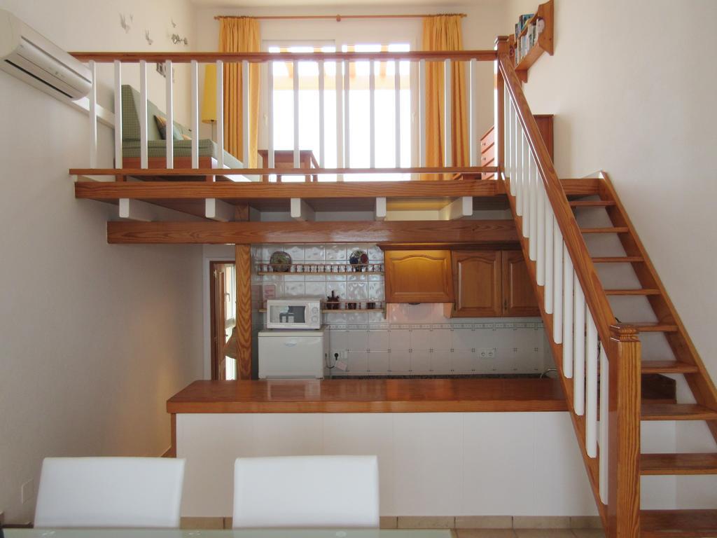 Astbury Apartments Ses Basses Es Calo  Zewnętrze zdjęcie